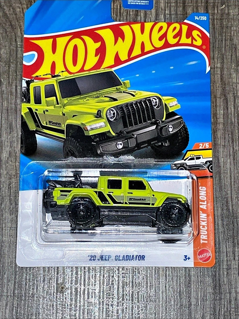 Hot Wheels '20 Jeep Gladiator Truckin' Along Jeep Gladiator Green Die-Cast NWT